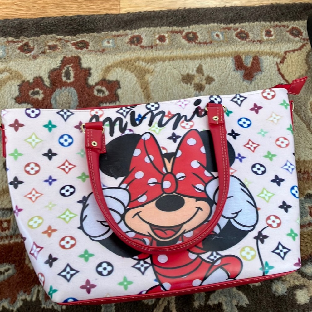 Brand new. never worn leather purse, hand bag, and coin purse. Selling all 3